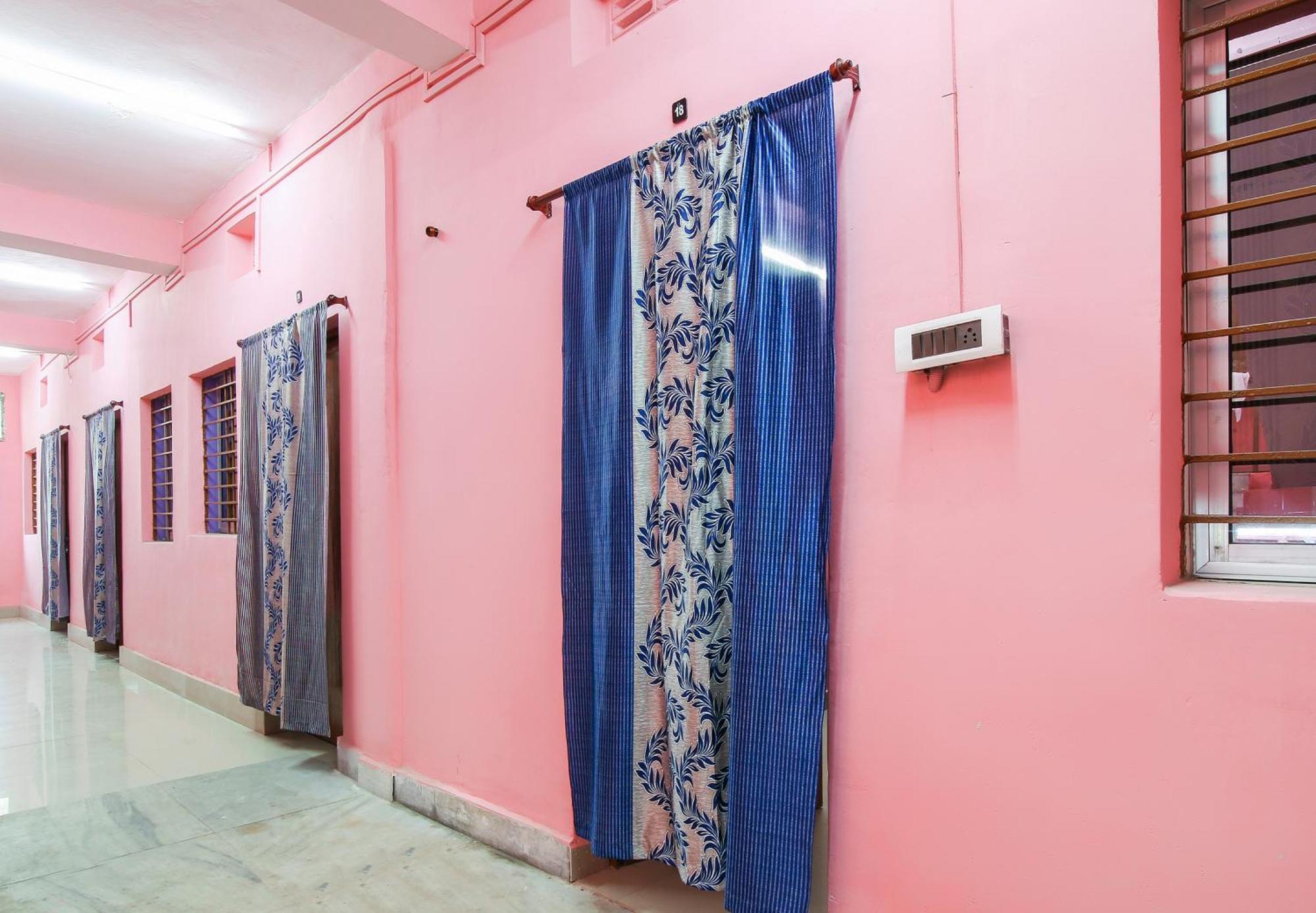 Collection O Nit More Adityapur Formerly Hotel Subheksha Jamshedpur Eksteriør bilde